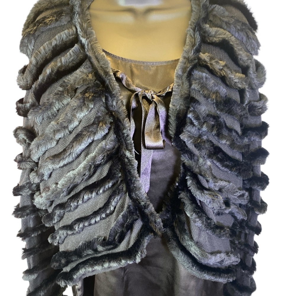 Christine Rotelli Blk Faux Fur Tiered Stripe Sweater – Sz M – Made in Hong Kong - Picture 5 of 6